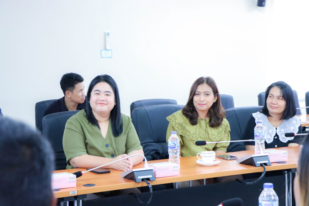 คณะศิลปศาสตร์ มทร.ศรีวิชัย ลงนาม MOU บริษัท เลตรัง ไดฟ์วิ่ง จำกัด มุ่งสร้างโอกาสทางอาชีพให้แก่นักศึกษา - มทร.ศรีวิชัย (RMUTSV)
